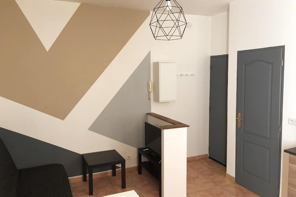 Studio Tout Confort - Intra-Muros - Plein Centre Avignon Exterior foto